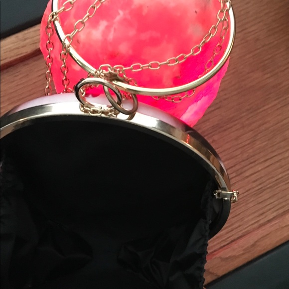 Purse - Picture 6 of 6